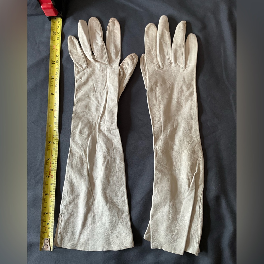 Vintage Leather gloves